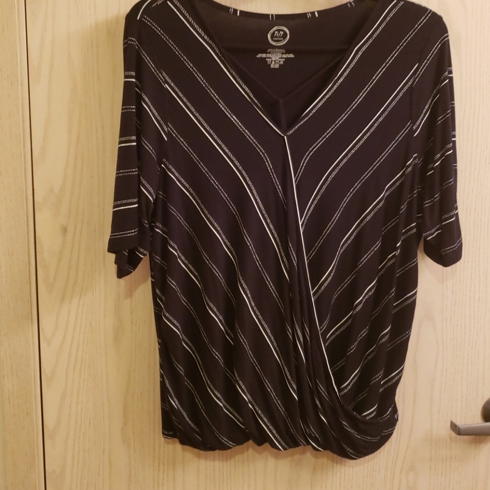 Black abd white blouse